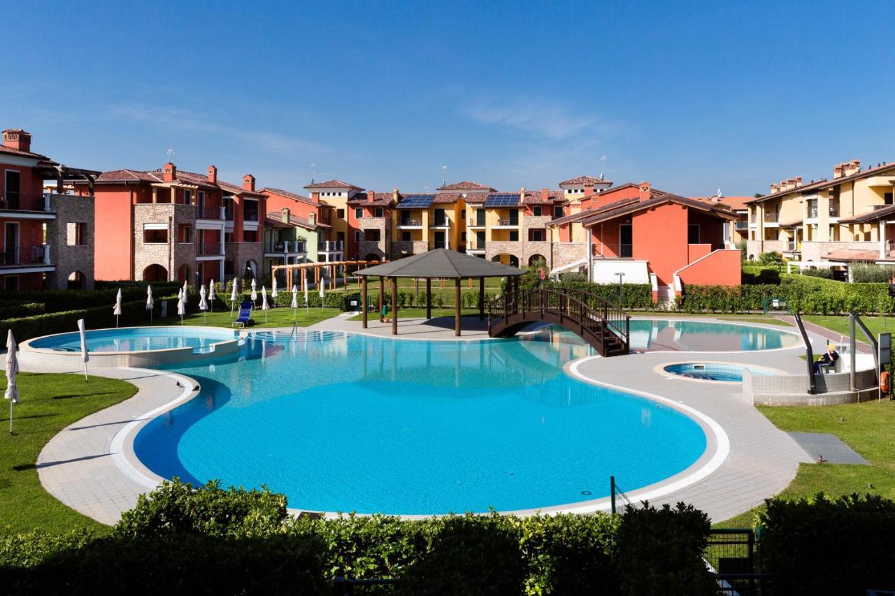 Appartamento Corina Sirmione Exteriér fotografie
