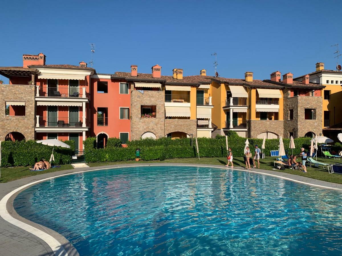 Appartamento Corina Sirmione Exteriér fotografie